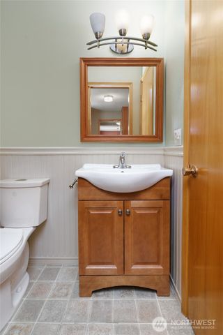 1015 35th Street, Anacortes, WA 98221