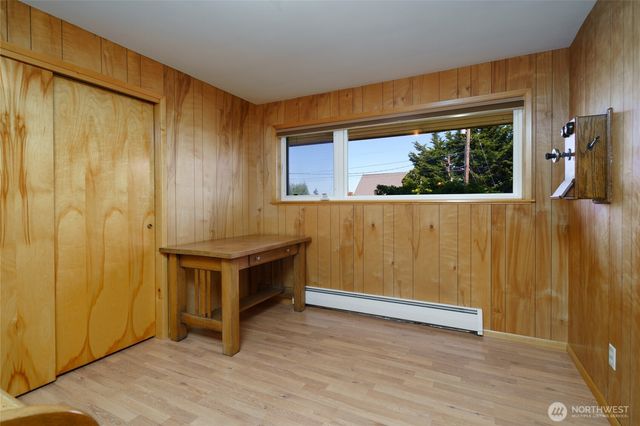 1015 35th Street, Anacortes, WA 98221
