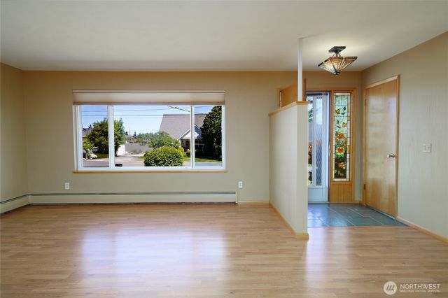 1015 35th Street, Anacortes, WA 98221