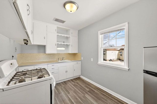 1739 Tremont Drive, Beloit, WI 53511