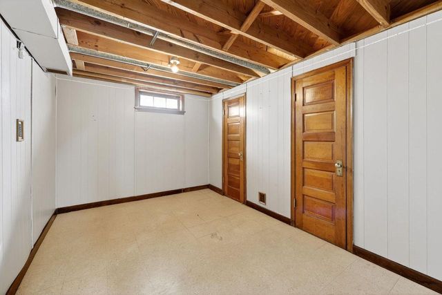 1739 Tremont Drive, Beloit, WI 53511