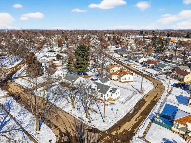 1739 Tremont Drive, Beloit, WI 53511