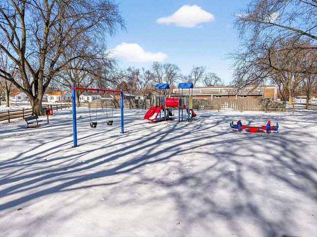 1739 Tremont Drive, Beloit, WI 53511