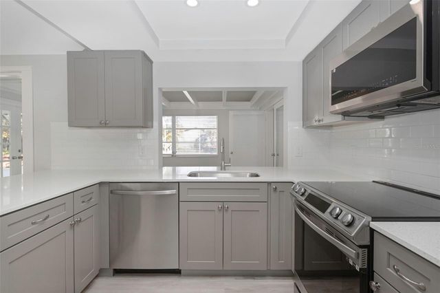 6440 PARKSIDE DRIVE, New Port Richey, FL 34653