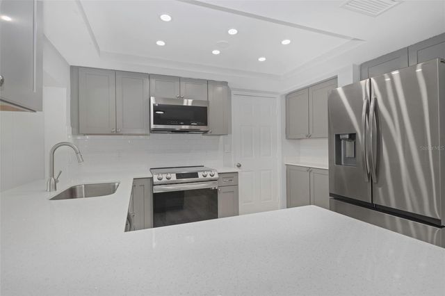 6440 PARKSIDE DRIVE, New Port Richey, FL 34653