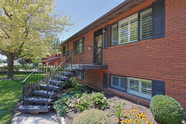 132 LARKIN LN, Kaysville, UT 84037