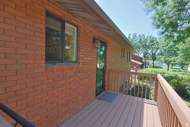 132 LARKIN LN, Kaysville, UT 84037