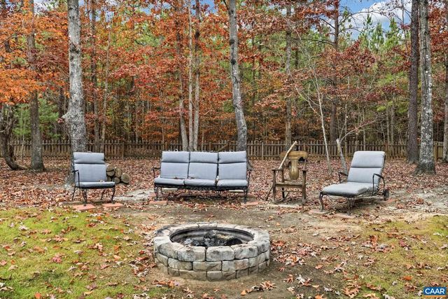 789 PINEHURST DR, Gordonsville, VA 22942