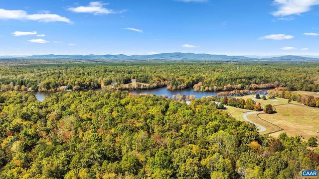 789 PINEHURST DR, Gordonsville, VA 22942