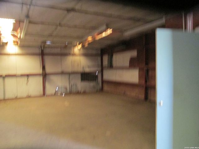 1610 N Whitman, San Antonio, TX 78211