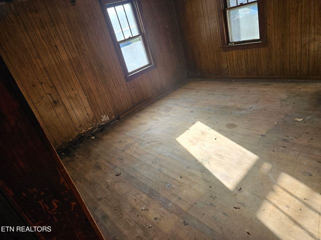 1510 Louisiana Ave, Knoxville, TN 37921