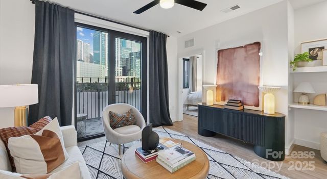 1007 S Mint Street T1, Charlotte, NC 28203