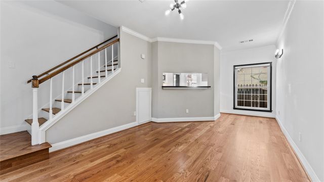2215 Stanford Street 2215, Houston, TX 77006