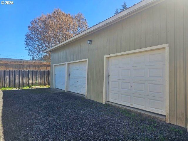 591 Se CARROL St, Winston, OR 97496