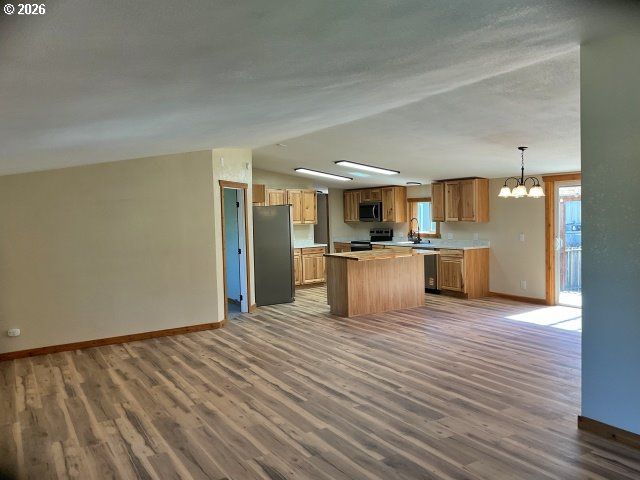 591 Se CARROL St, Winston, OR 97496