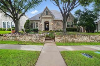 5542 Braemar Drive, Frisco, TX 75034