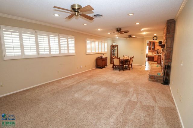 200 Crescent Drive, Littlefield, TX 79339