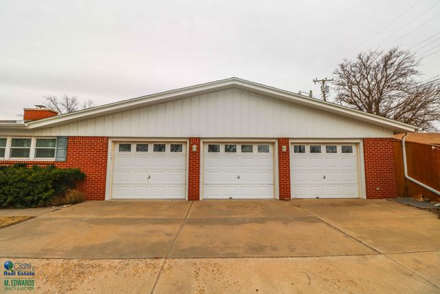 200 Crescent Drive, Littlefield, TX 79339