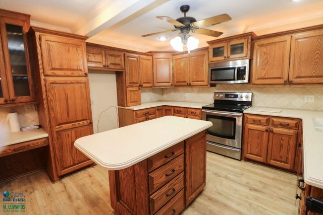 200 Crescent Drive, Littlefield, TX 79339