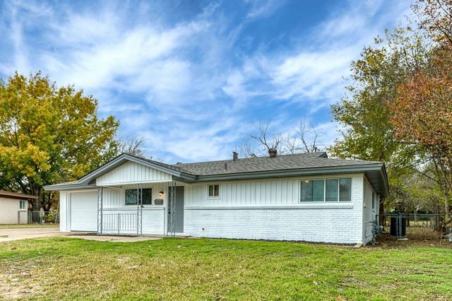 102 Mildred Lane, Benbrook, TX 76126