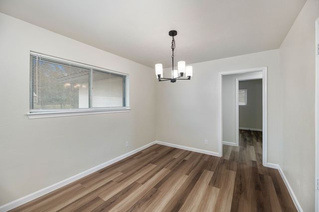 102 Mildred Lane, Benbrook, TX 76126