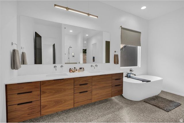 1675 S CARMA ST, Washington, UT 84780