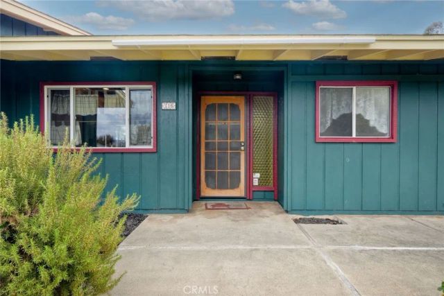 316 W Kalmia, Fallbrook, CA 92028