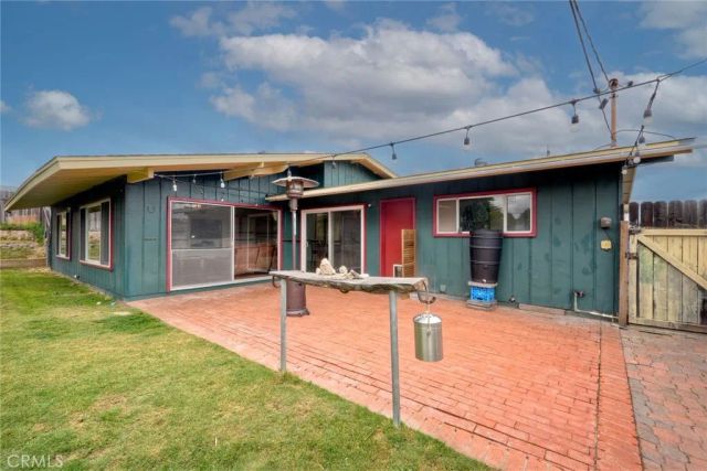316 W Kalmia, Fallbrook, CA 92028