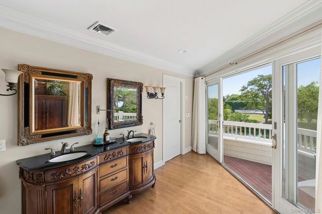 5 Woodcock Lane, Remsenburg, NY 11960