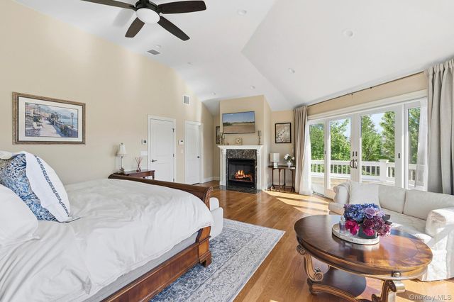 5 Woodcock Lane, Remsenburg, NY 11960