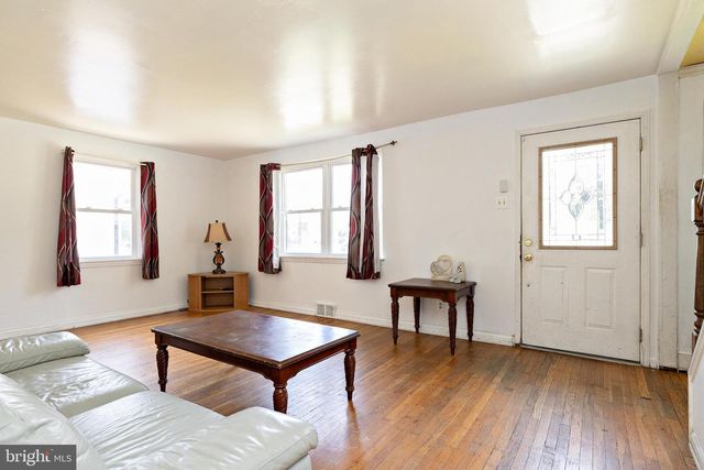 1826 MAPLE AVE, Haddon Heights, NJ 08035
