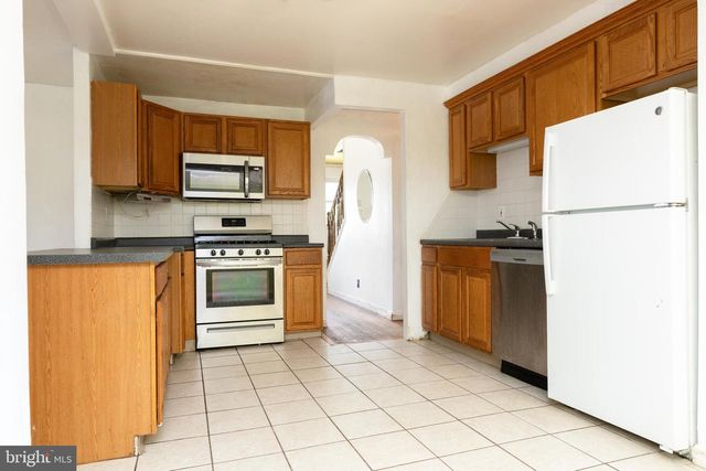 1826 MAPLE AVE, Haddon Heights, NJ 08035