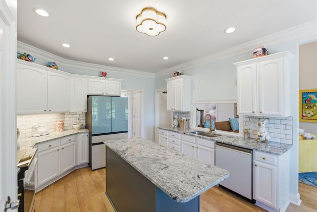 428 Houston Oaks Drive, Paris, KY 40361