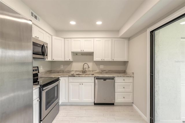 275 INDIGO DRIVE 204, Daytona Beach, FL 32114