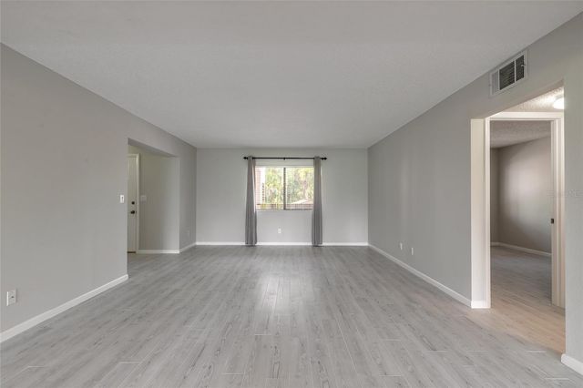 275 INDIGO DRIVE 204, Daytona Beach, FL 32114