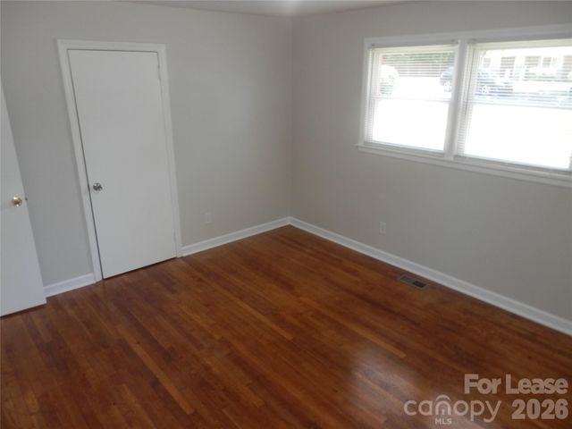 3016 Colfax Street, Charlotte, NC 28216