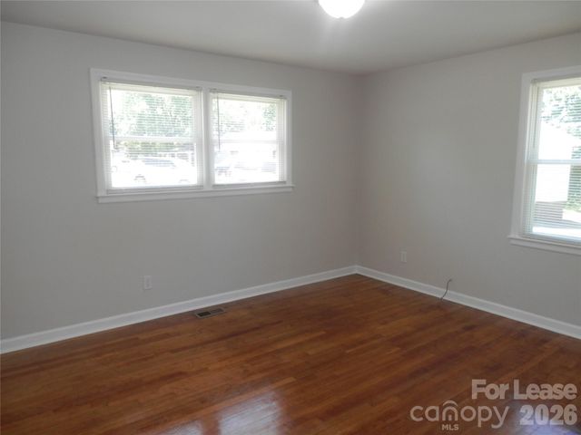 3016 Colfax Street, Charlotte, NC 28216