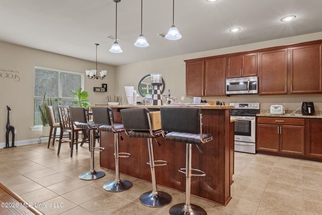 7444 Saints Circle, Ocean Springs, MS 39564