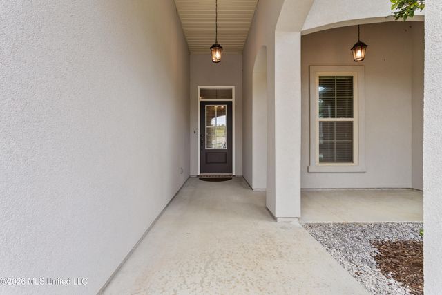 7444 Saints Circle, Ocean Springs, MS 39564