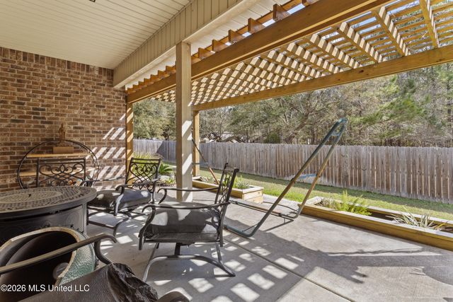 7444 Saints Circle, Ocean Springs, MS 39564