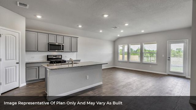119 Juan Cordona DR, Buda, TX 78610