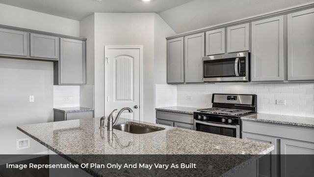 119 Juan Cordona DR, Buda, TX 78610