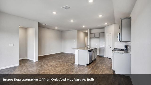 119 Juan Cordona DR, Buda, TX 78610