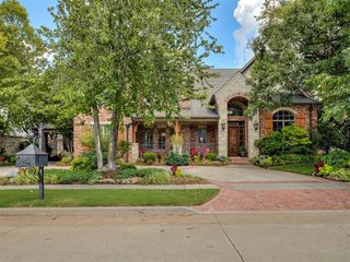 517 Flint Ridge Drive, Norman, OK 73072
