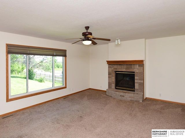 16808 Seward Street, Omaha, NE 68118