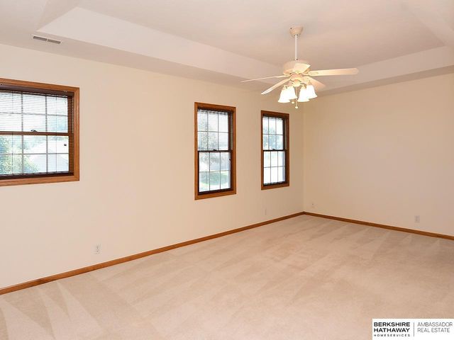 16808 Seward Street, Omaha, NE 68118