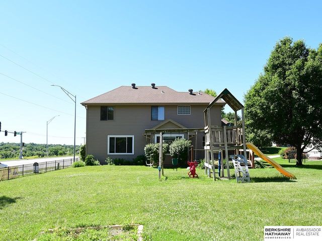 16808 Seward Street, Omaha, NE 68118