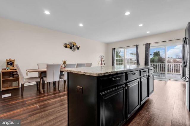 6 BENFORD LN, Beverly, NJ 08010