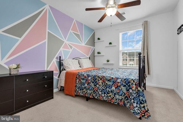 6 BENFORD LN, Beverly, NJ 08010