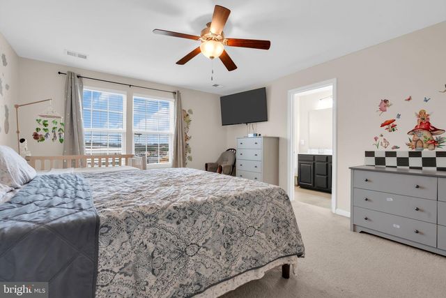 6 BENFORD LN, Beverly, NJ 08010